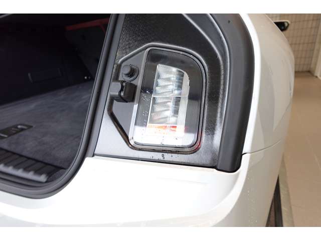 ＢＭＷ ｉＸ Ｘドライブ５０ ４ＷＤ R5年 (近畿) 99