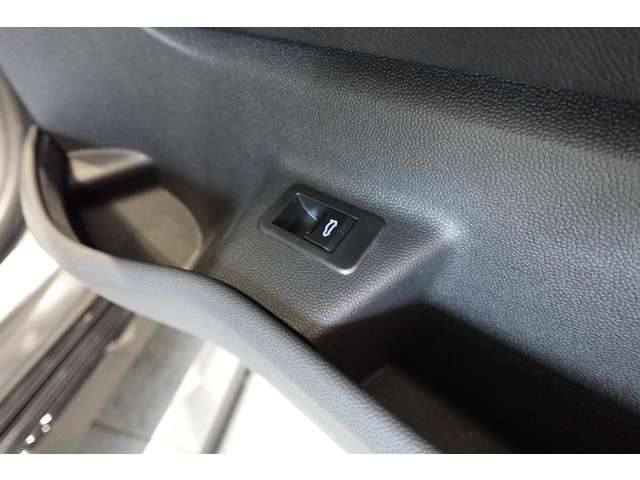 ＢＭＷ ｉＸ Ｘドライブ５０ ４ＷＤ R5年 (近畿) 99