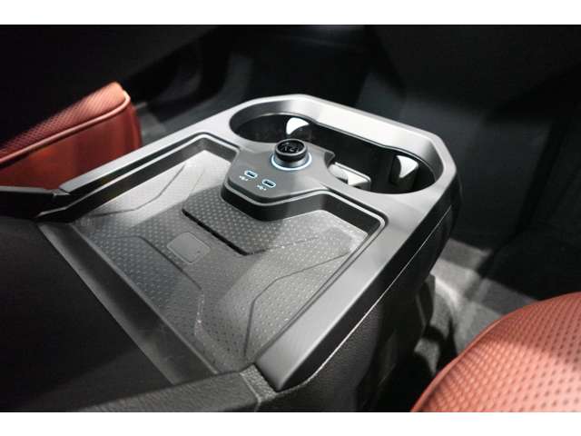 ＢＭＷ ｉＸ Ｘドライブ５０ ４ＷＤ R5年 (近畿) 99