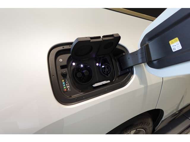 ＢＭＷ ｉＸ Ｘドライブ５０ ４ＷＤ R5年 (近畿) 99