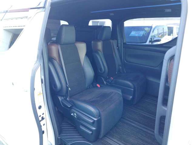 トヨタ アルファード ２．５ Ｓ Ａパッケージ タイプ ブラック H29年 (関東) 99