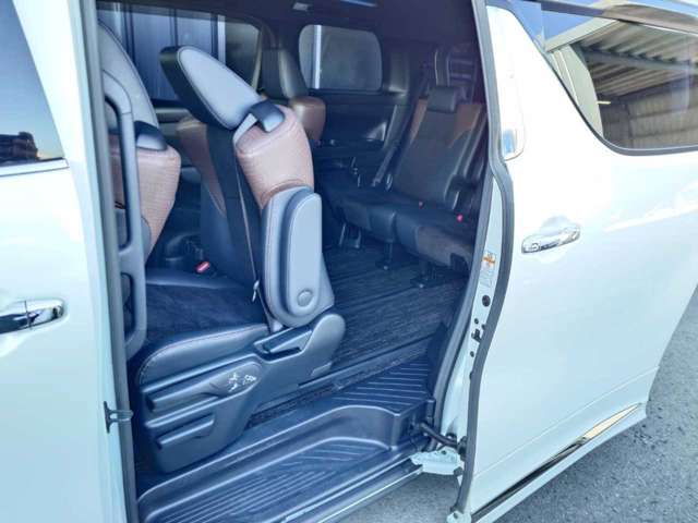 トヨタ アルファード ２．５ Ｓ Ａパッケージ タイプ ブラック H29年 (関東) 99