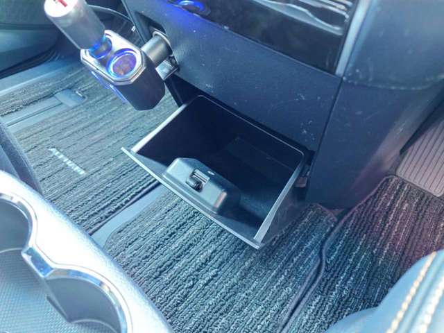 トヨタ アルファード ２．５ Ｓ Ａパッケージ タイプ ブラック H29年 (関東) 99