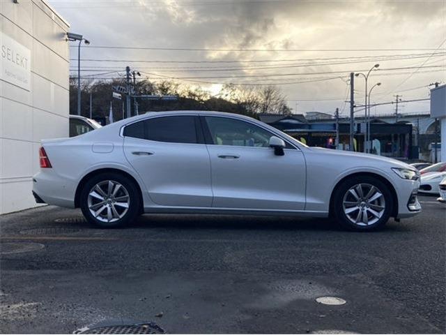 ボルボ Ｓ６０ Ｔ４　モメンタム R1年 (東北) 99
