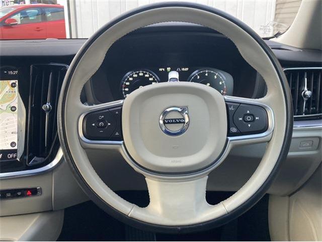 ボルボ Ｓ６０ Ｔ４　モメンタム R1年 (東北) 99