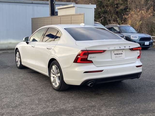 ボルボ Ｓ６０ Ｔ４　モメンタム R1年 (東北) 99
