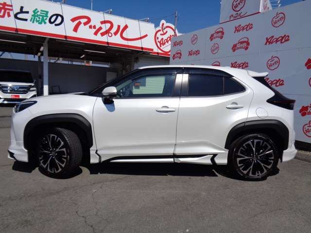 トヨタ ヤリスクロス　ハイブリッド １．５ ハイブリッド Ｚ Ｅ－ＦＯＵＲ ４ＷＤ R6年 () 99