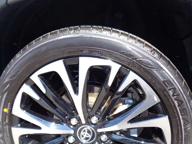 トヨタ ヤリスクロス　ハイブリッド １．５ ハイブリッド Ｚ Ｅ－ＦＯＵＲ ４ＷＤ R6年 () 99