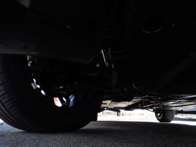 トヨタ ヤリスクロス　ハイブリッド １．５ ハイブリッド Ｚ Ｅ－ＦＯＵＲ ４ＷＤ R6年 () 99