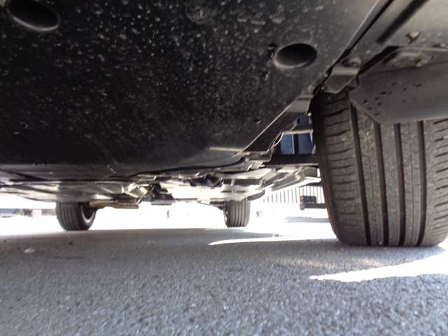 トヨタ ヤリスクロス　ハイブリッド １．５ ハイブリッド Ｚ Ｅ－ＦＯＵＲ ４ＷＤ R6年 () 99