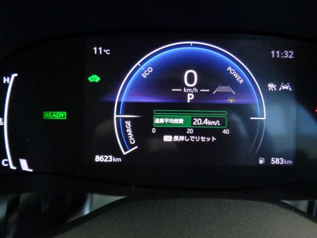 トヨタ ヤリスクロス　ハイブリッド １．５ ハイブリッド Ｚ Ｅ－ＦＯＵＲ ４ＷＤ R6年 () 99