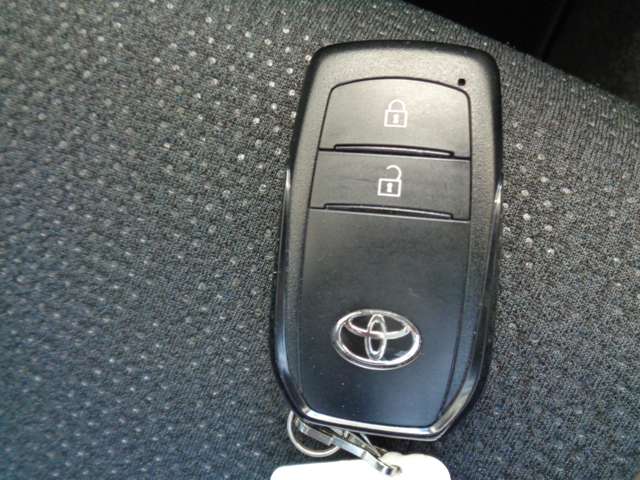 トヨタ ヤリスクロス　ハイブリッド １．５ ハイブリッド Ｚ Ｅ－ＦＯＵＲ ４ＷＤ R6年 () 99