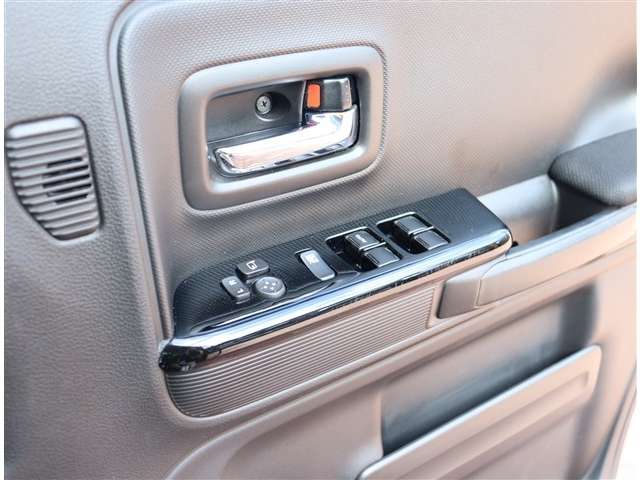 スズキ スペーシア ６６０ カスタム ハイブリッド ＸＳターボ H30年 (関東) 99