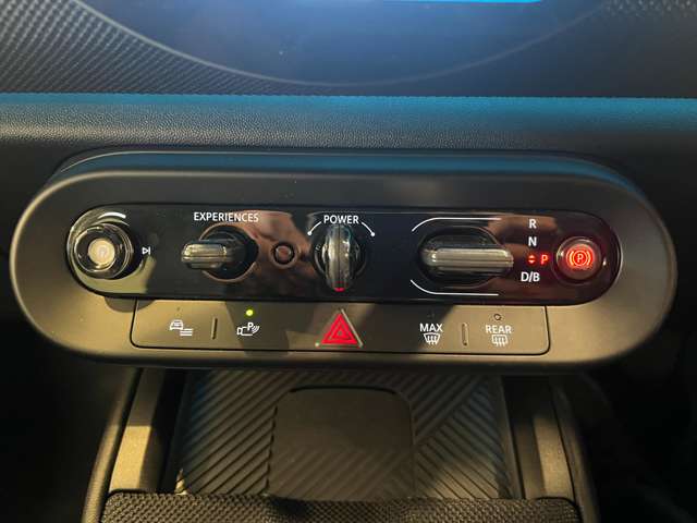 ミニ ミニカントリーマン Ｅ R6年 (関東) 99