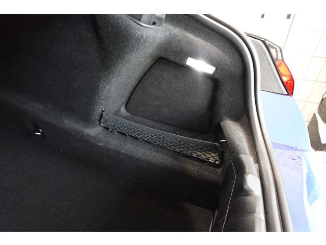 ＢＭＷ ８シリーズ Ｍ８５０Ｉ Ｘドライブ ４ＷＤ R5年 (近畿) 99