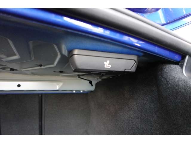 ＢＭＷ ８シリーズ Ｍ８５０Ｉ Ｘドライブ ４ＷＤ R5年 (近畿) 99