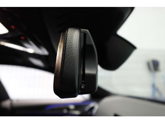 ＢＭＷ ８シリーズ Ｍ８５０Ｉ Ｘドライブ ４ＷＤ R5年 (近畿) 99