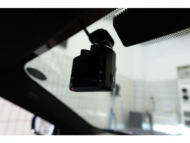 ＢＭＷ ８シリーズ Ｍ８５０Ｉ Ｘドライブ ４ＷＤ R5年 (近畿) 99