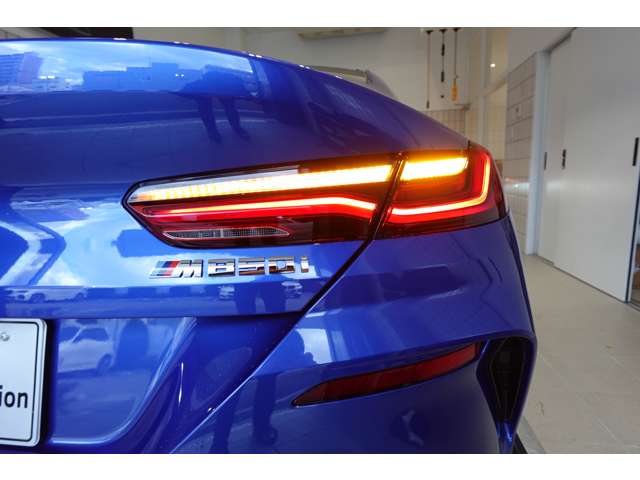 ＢＭＷ ８シリーズ Ｍ８５０Ｉ Ｘドライブ ４ＷＤ R5年 (近畿) 99