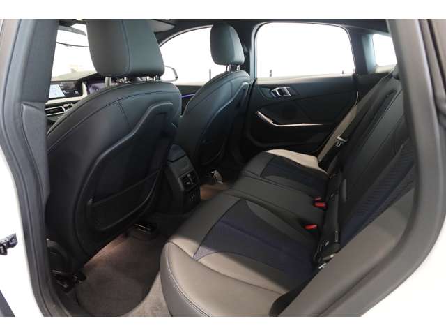 ＢＭＷ ２シリーズ ２１８Ｉ Ｍスポーツ R6年 (近畿) 99