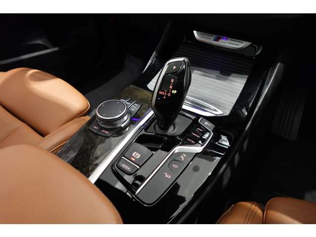 ＢＭＷ Ｘ３ Ｍ４０Ｄ ディーゼルターボ ４ＷＤ R2年 (近畿) 99