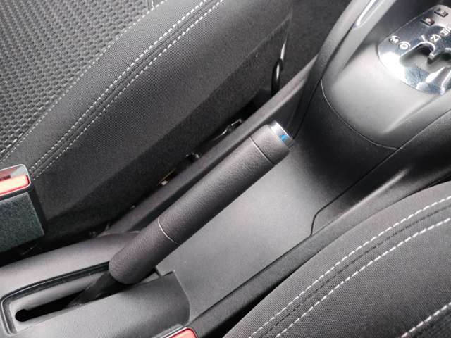 プジョー ２０８ アリュール H28年 (東北) 99