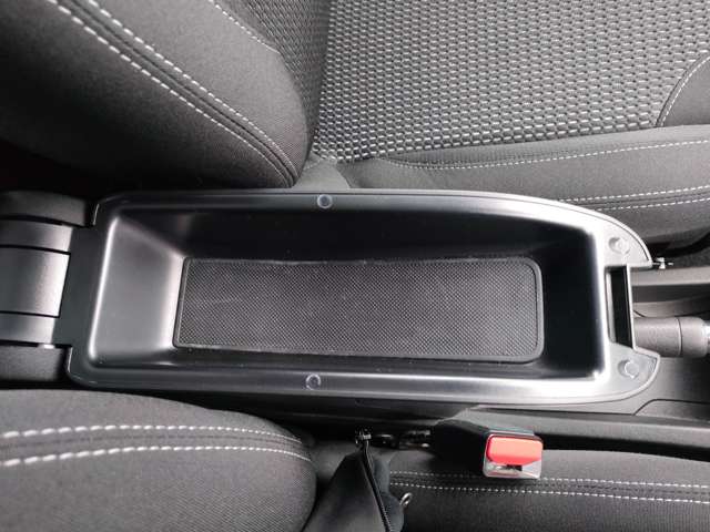 プジョー ２０８ アリュール H28年 (東北) 99