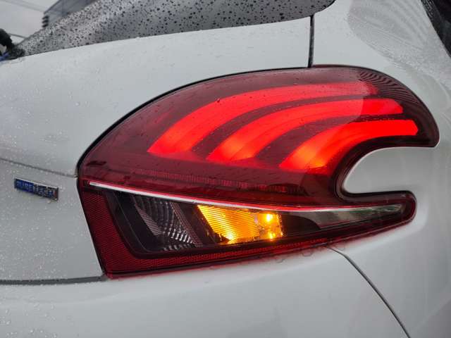 プジョー ２０８ アリュール H28年 (東北) 99