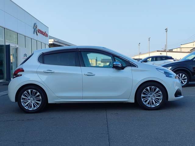 プジョー ２０８ アリュール H28年 (東北) 99