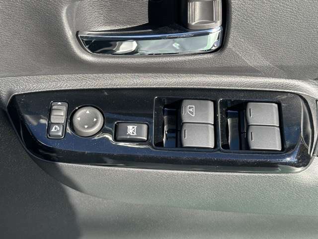 三菱 デリカ　ミニ ６６０ Ｔ プレミアム R6年 (東海) 99