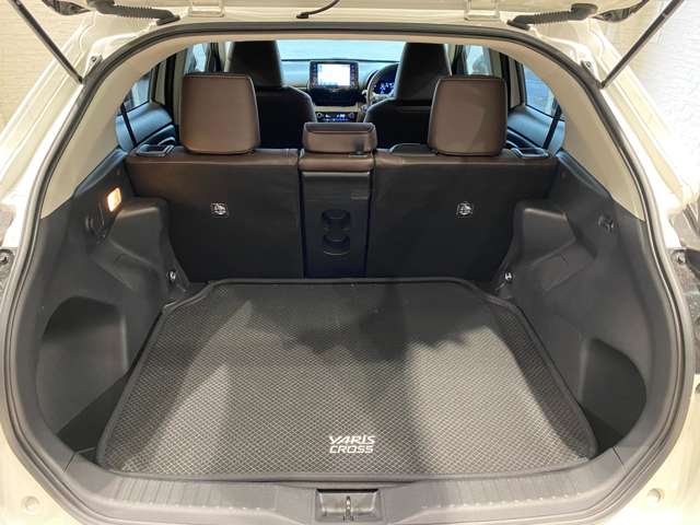 トヨタ ヤリスクロス　ハイブリッド １．５ ハイブリッド Ｚ R3年 (九州・沖縄) 99