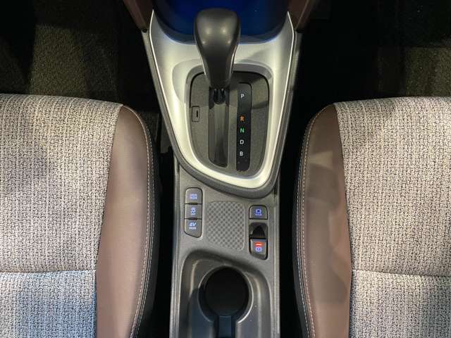 トヨタ ヤリスクロス　ハイブリッド １．５ ハイブリッド Ｚ R3年 (九州・沖縄) 99