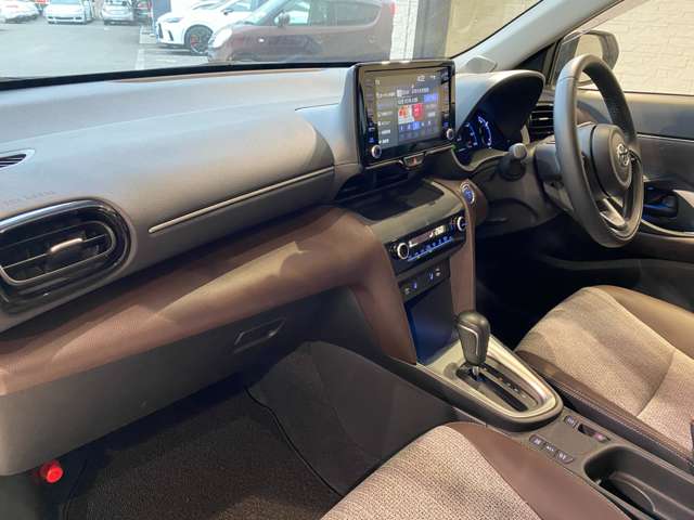 トヨタ ヤリスクロス　ハイブリッド １．５ ハイブリッド Ｚ R3年 (九州・沖縄) 99