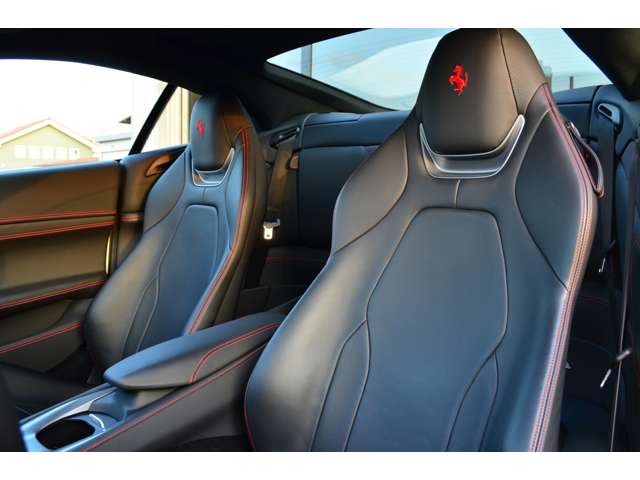 フェラーリ ポルトフィーノ Ｆ１ ＤＣＴ R1年 (関東) 99