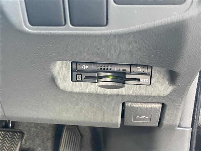 トヨタ プリウス １．８ Ｓ H21年 (東海) 99