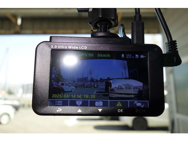 トヨタ ノア １．８ ハイブリッド Ｘ H26年 () 99