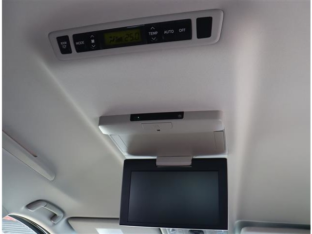 トヨタ ヴェルファイア ２．４ Ｚ ゴールデンアイズＩＩ H26年 (関東) 99