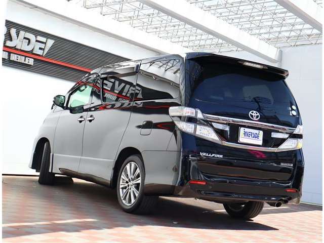 トヨタ ヴェルファイア ２．４ Ｚ ゴールデンアイズＩＩ H26年 (関東) 99