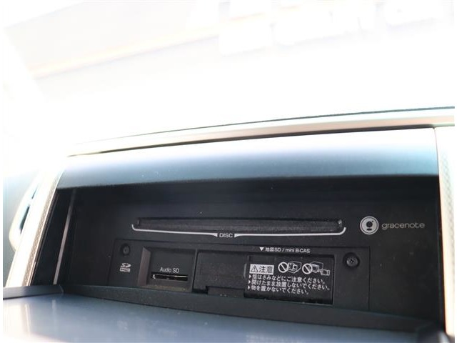 トヨタ ヴェルファイア ２．４ Ｚ ゴールデンアイズＩＩ H26年 (関東) 99