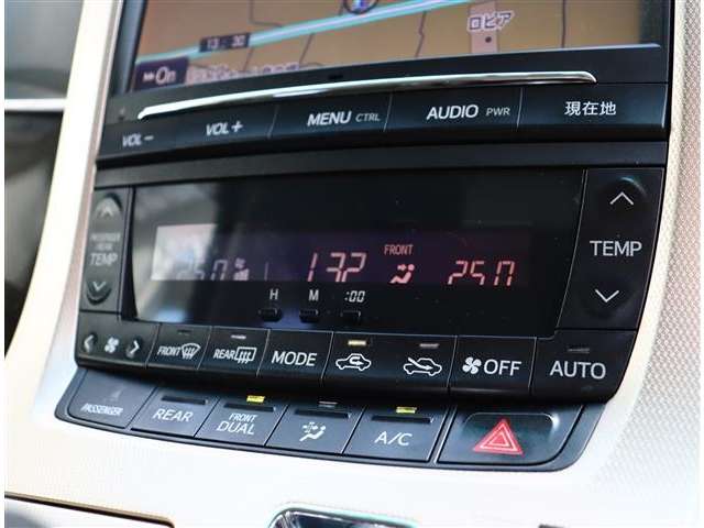 トヨタ ヴェルファイア ２．４ Ｚ ゴールデンアイズＩＩ H26年 (関東) 99