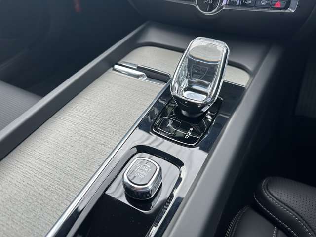 ボルボ Ｓ６０ アルティメット　Ｂ４ R6年 (東北) 99