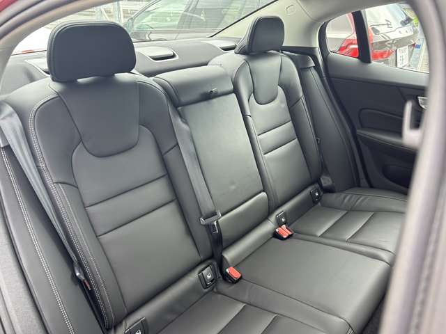 ボルボ Ｓ６０ アルティメット　Ｂ４ R6年 (東北) 99