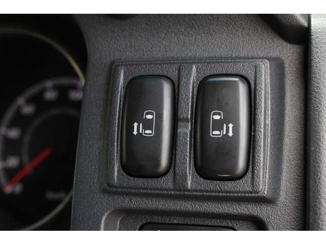 三菱 デリカ　Ｄ：５ ２．２ Ｄ パワーパッケージ ディーゼルターボ ４ＷＤ H27年 (関東) 99