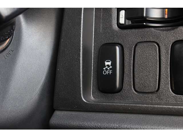 三菱 デリカ　Ｄ：５ ２．２ Ｄ パワーパッケージ ディーゼルターボ ４ＷＤ H27年 (関東) 99