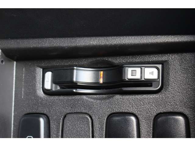 三菱 デリカ　Ｄ：５ ２．２ Ｄ パワーパッケージ ディーゼルターボ ４ＷＤ H27年 (関東) 99