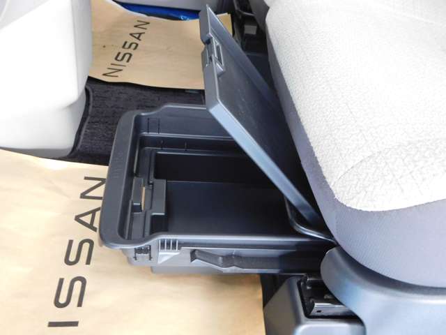 日産 ルークス ６６０ Ｘ R4年 (九州・沖縄) 99