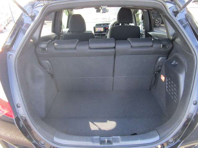 ホンダ フィット　ハイブリッド １．５ ハイブリッド Ｓパッケージ H26年 (関東) 99