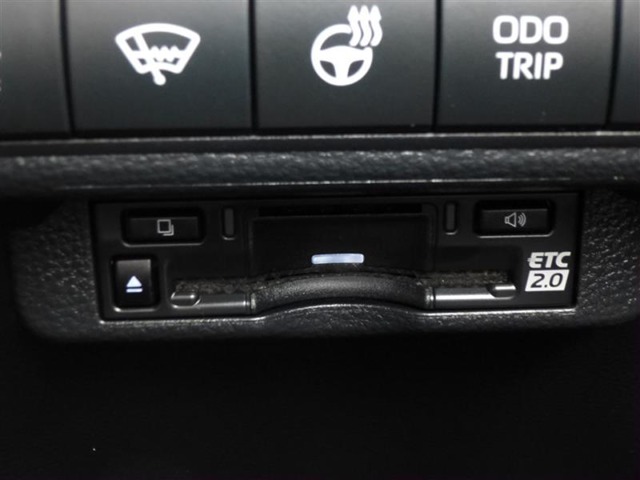 トヨタ カローラ　ツーリング　ハイブリッド １．８ ハイブリッド ＷＸＢ R6年 (東北) 99