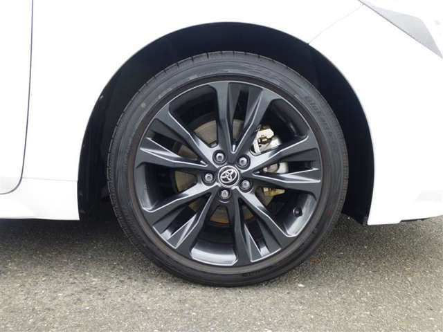 トヨタ カローラ　ツーリング　ハイブリッド １．８ ハイブリッド ＷＸＢ R6年 (東北) 99