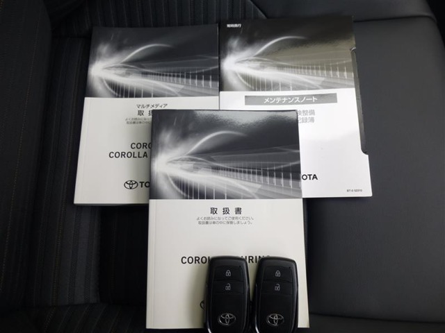 トヨタ カローラ　ツーリング　ハイブリッド １．８ ハイブリッド ＷＸＢ R6年 (東北) 99